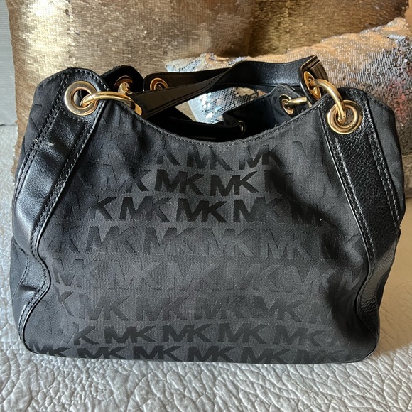 Michael Kors. Bag set - Picture 5 of 10